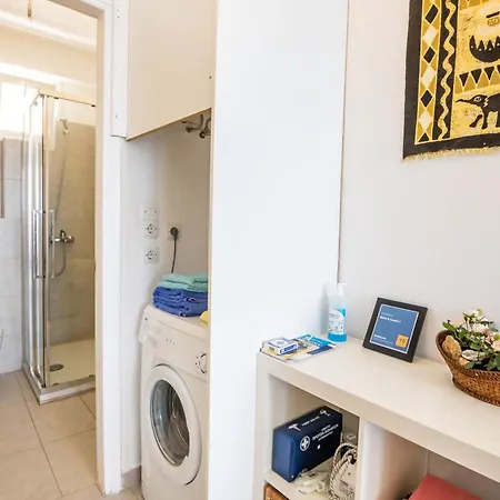 Mimis & Connie 1 Kárpatos