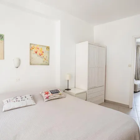 아파트 Mimis & Connie 1 카르파토스