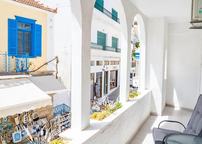 Apartman Mimis & Connie 1 *